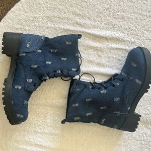 Distressed denim boots size 9 medium